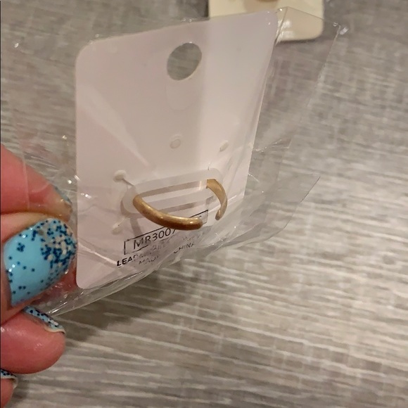 Tear Drop Semi Precious Stone Rings - Picture 5 of 7